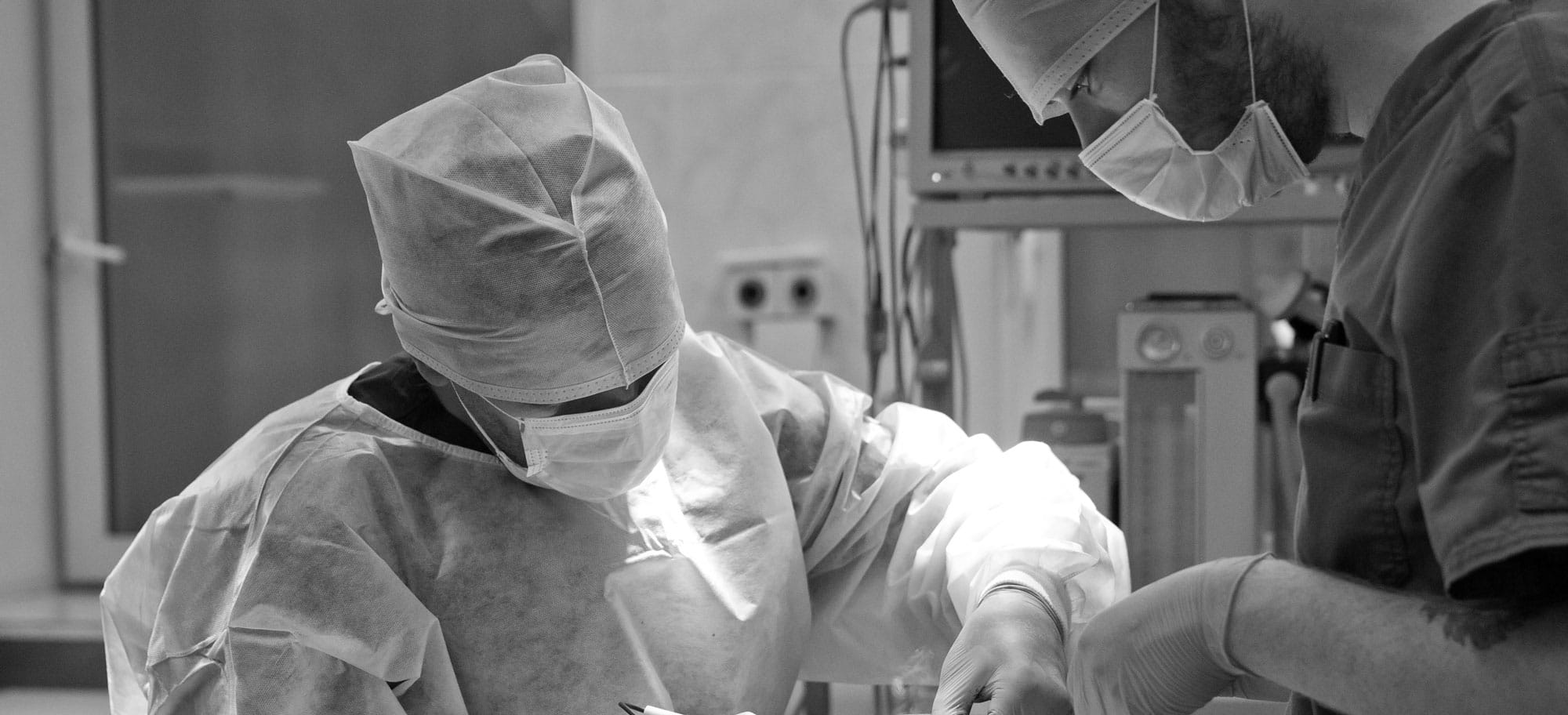 Two surgeons in a surgery